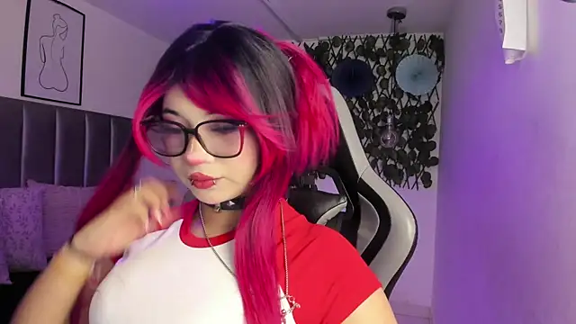 Kitty Gang online show from 06-16-26, 01:30