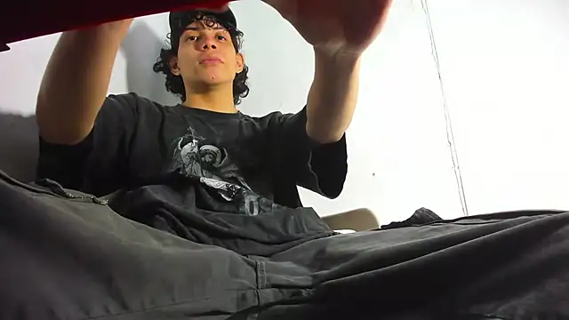 lax777  online show from 09-12-25, 10:59