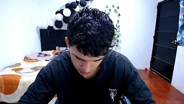 freddy romas online show from 11-17-25, 02:12