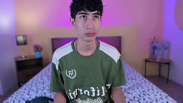 Snapshot of novaybrian chatting on 12-23-24, 11:25 novaybrian online show from 12-23-24, 11:25