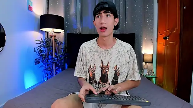 Snapshot of novaybrian chatting on 01-15-25, 12:36 novaybrian online show from 01-15-25, 12:36