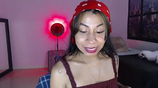 Snapshot of selene_gils chatting on 03-13-25, 05:11 selene gils online show from 03-13-25, 05:11