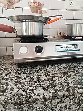 Saroj-Shah online show from 10-17-25, 04:59