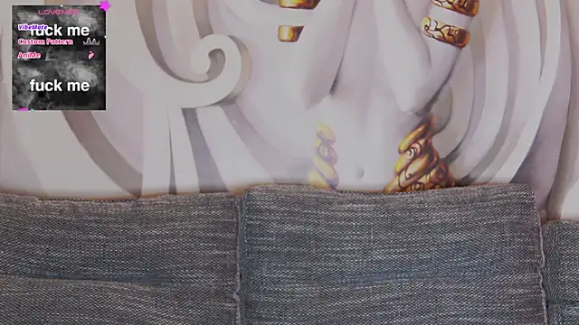 hailey peach online show from 03-01-25, 12:28