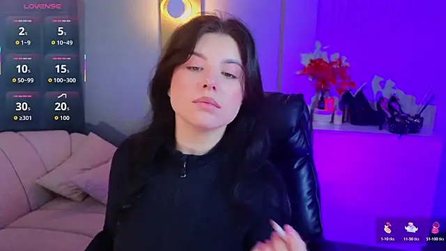 Jenna Adams  online show from 11-07-25, 12:32