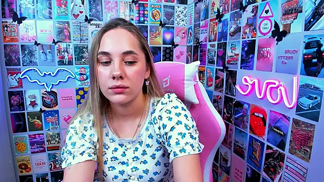 MiaMilas online show from 10-06-25, 09:07