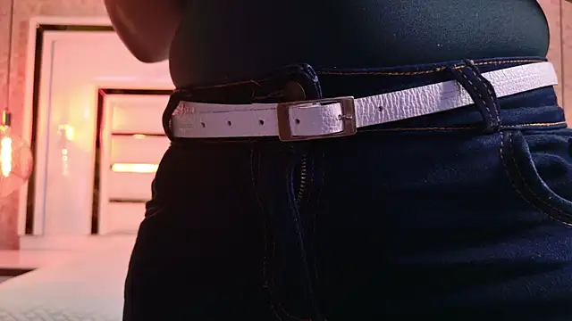 Snapshot of sophie_1 chatting on 10-16-25, 03:07 sophie 1 online show from 10-16-25, 03:07