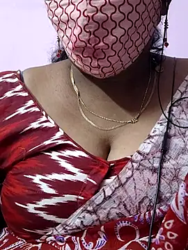 Snapshot of mallu-sumi chatting on 11-04-25, 06:18 mallu-sumi online show from 11-04-25, 06:18