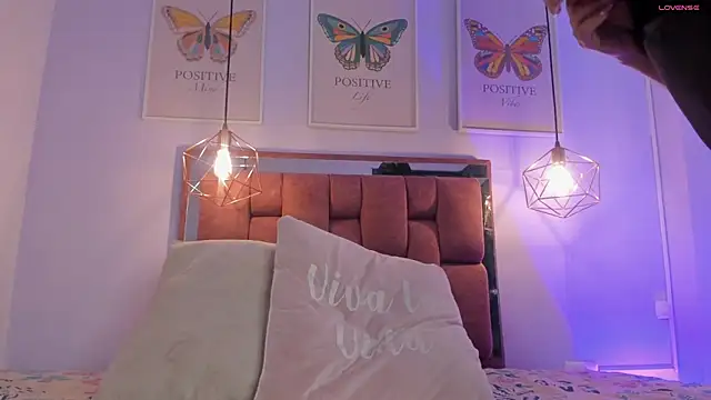 kristakinnky online show from 09-29-25, 01:38