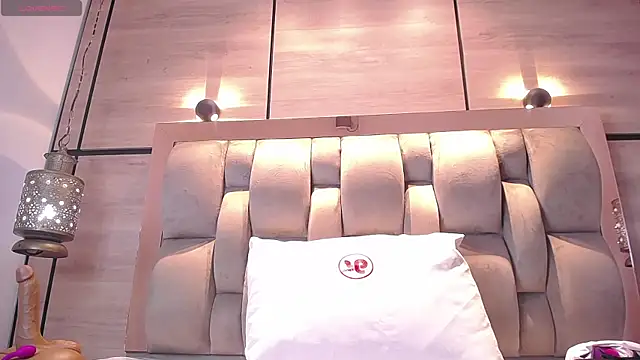 adela chase online show from 01-29-25, 01:27