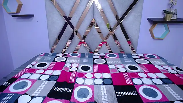 Emily Trujillo online show from 02-03-25, 10:43