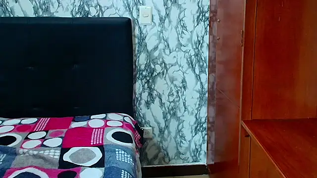 Emily Trujillo online show from 03-04-25, 11:00