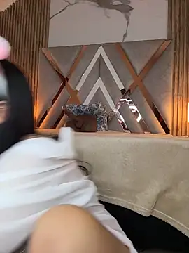 Emily Trujillo online show from 06-10-26, 07:35