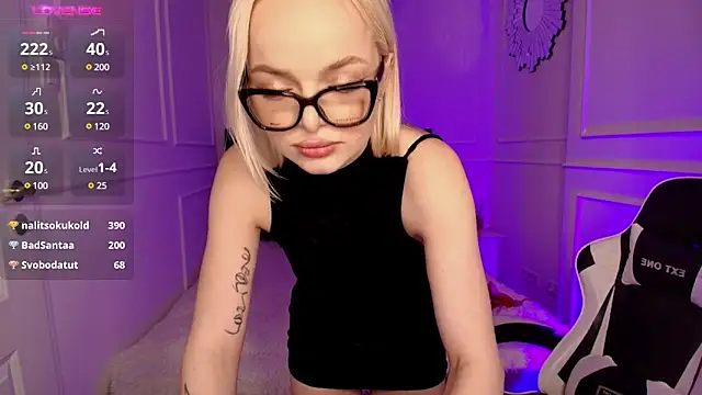 horny blondiee online show from 12-24-24, 02:12