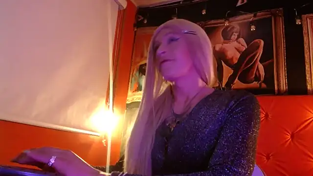 MEGANNIXX online show from 10-05-25, 02:10