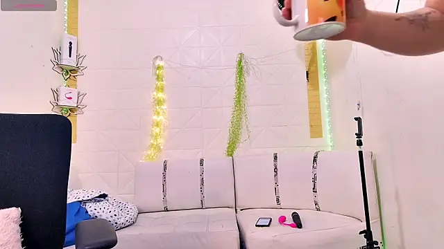 Mabelydani online show from 02-27-25, 01:28