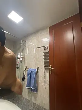 hkwildguy online show from 05-19-26, 01:56