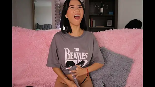 Snapshot of merlin-18 chatting on 03-04-26, 05:19 merlin-18 online show from 03-04-26, 05:19