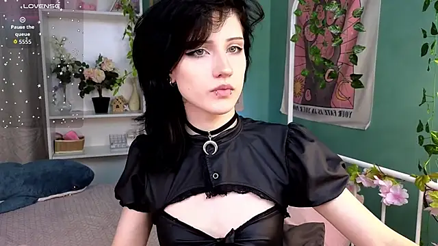 dark vamp  online show from 10-16-25, 05:03