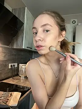 Kitty Katrine online show from 05-05-26, 06:43