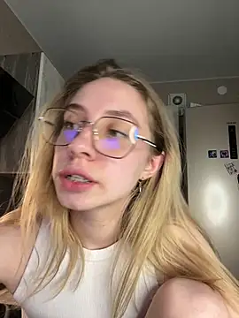 Kitty Katrine online show from 05-11-26, 04:04
