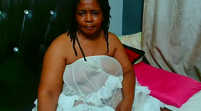 AfricanBigAssxx98 online show from 02-25-25, 10:29