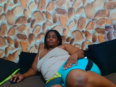 AfricanBigAssxx98 online show from 03-07-25, 12:48