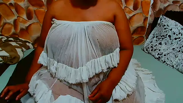 AfricanBigAssxx98 online show from 09-13-25, 09:14