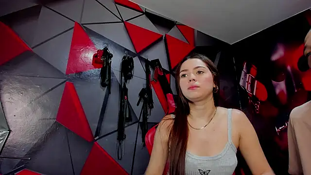 Snapshot of Hana_and_Zeta chatting on 09-15-25, 12:16 Hana and Zeta online show from 09-15-25, 12:16