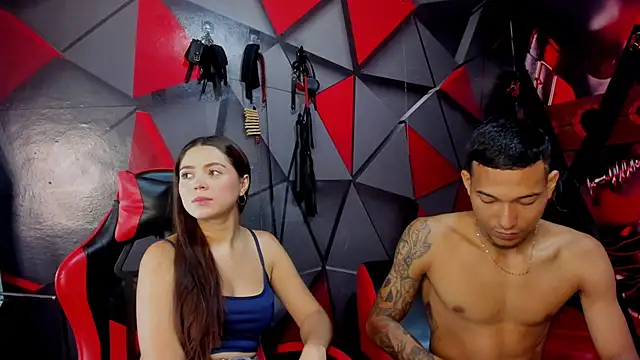 Snapshot of Hana_and_Zeta chatting on 09-29-25, 12:10 Hana and Zeta online show from 09-29-25, 12:10