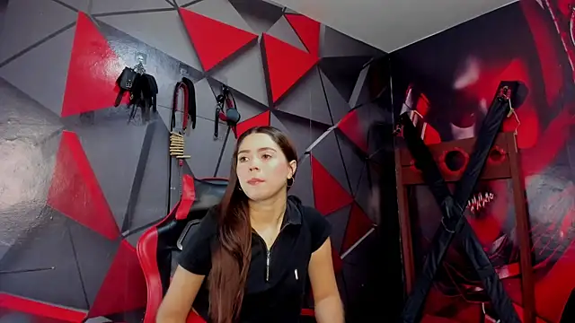 Snapshot of Hana_and_Zeta chatting on 09-30-25, 12:10 Hana and Zeta online show from 09-30-25, 12:10