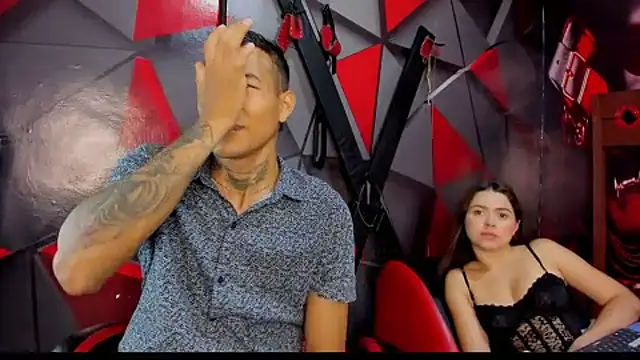 Snapshot of Hana_and_Zeta chatting on 10-07-25, 12:57 Hana and Zeta online show from 10-07-25, 12:57