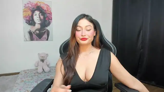 Snapshot of GoddessAnna chatting on 02-12-25, 05:48 GoddessAnna online show from 02-12-25, 05:48