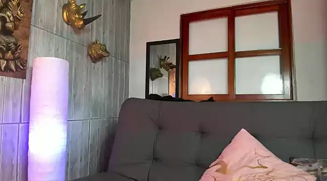 karla 999 online show from 02-12-25, 01:19