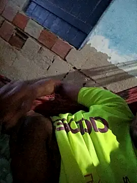 Snapshot of 68_Toni chatting on 10-19-25, 03:40 68 Toni online show from 10-19-25, 03:40