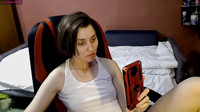 womanstrong78 online show from 12-28-24, 12:03