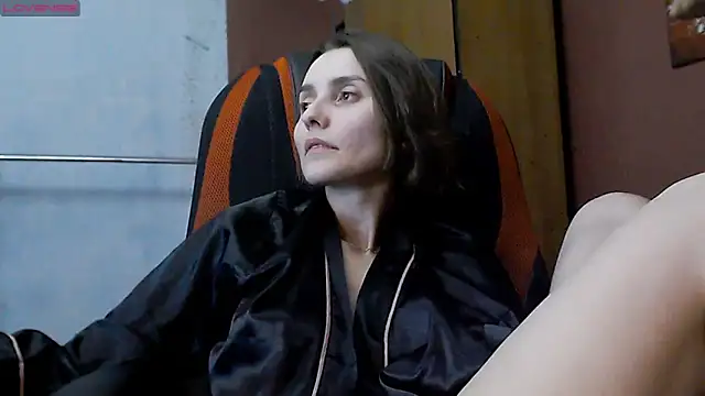 womanstrong78 online show from 03-05-25, 07:17