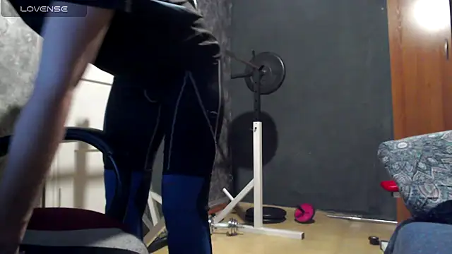 womanstrong78 online show from 12-22-25, 04:15