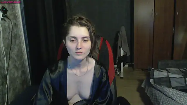 Snapshot of womanstrong78 chatting on 02-21-26, 02:51 womanstrong78 online show from 02-21-26, 02:51