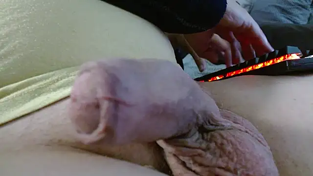 Heracles00 online show from 11-15-25, 10:26