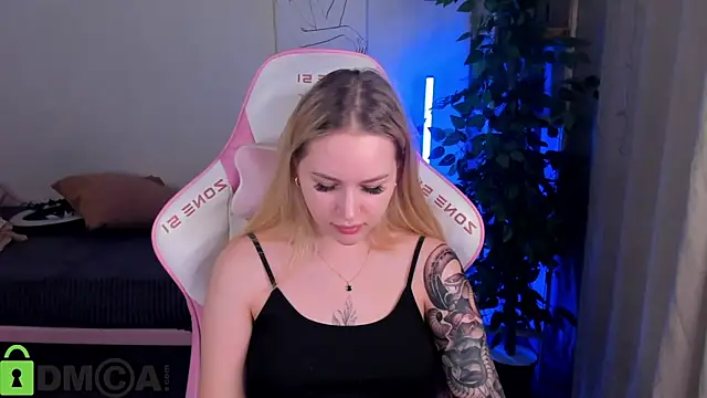 Carol  Cox online show from 11-02-25, 10:45