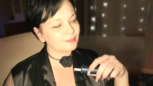 Snapshot of WitchBlueRose chatting on 03-17-26, 06:44 WitchBlueRose online show from 03-17-26, 06:44