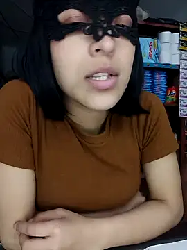 Snapshot of PequeArely chatting on 12-05-24, 08:44 PequeArely online show from 12-05-24, 08:44