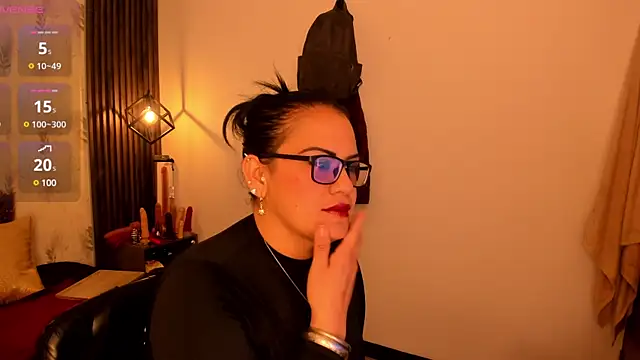 Snapshot of brigittemiller chatting on 02-10-25, 03:42 brigittemiller online show from 02-10-25, 03:42