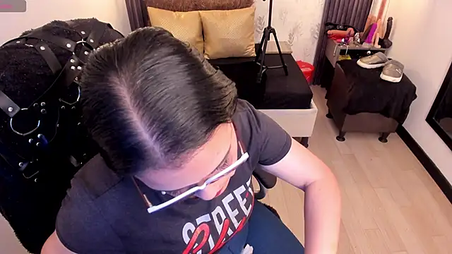 Snapshot of brigittemiller chatting on 02-26-25, 04:14 brigittemiller online show from 02-26-25, 04:14