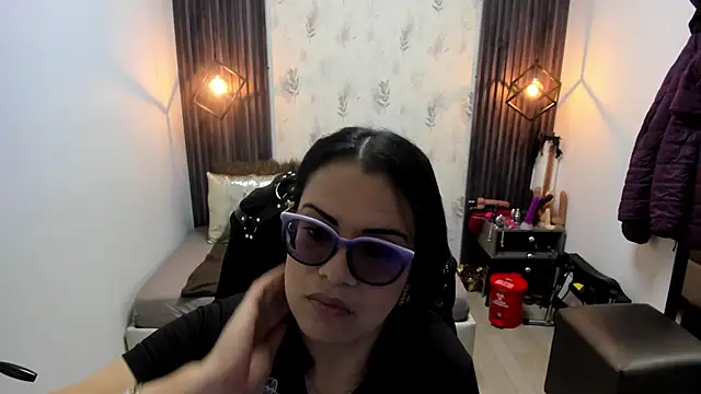 Snapshot of brigittemiller chatting on 03-07-25, 03:18 brigittemiller online show from 03-07-25, 03:18