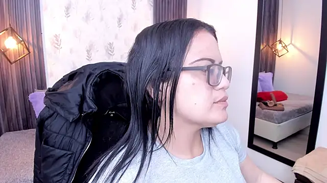 Snapshot of brigittemiller chatting on 09-11-25, 04:18 brigittemiller online show from 09-11-25, 04:18