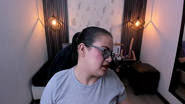 Snapshot of brigittemiller chatting on 09-19-25, 04:07 brigittemiller online show from 09-19-25, 04:07