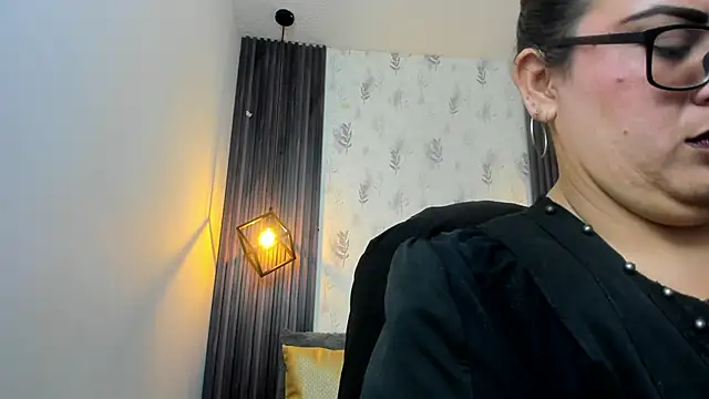 Snapshot of brigittemiller chatting on 10-04-25, 03:43 brigittemiller online show from 10-04-25, 03:43