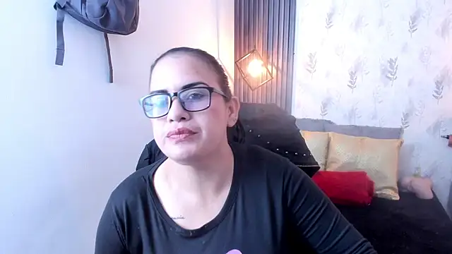 Snapshot of brigittemiller chatting on 10-10-25, 04:06 brigittemiller online show from 10-10-25, 04:06